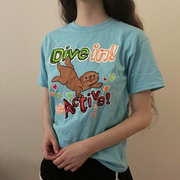 blue animal print tee shirt - Picture 3 of 4